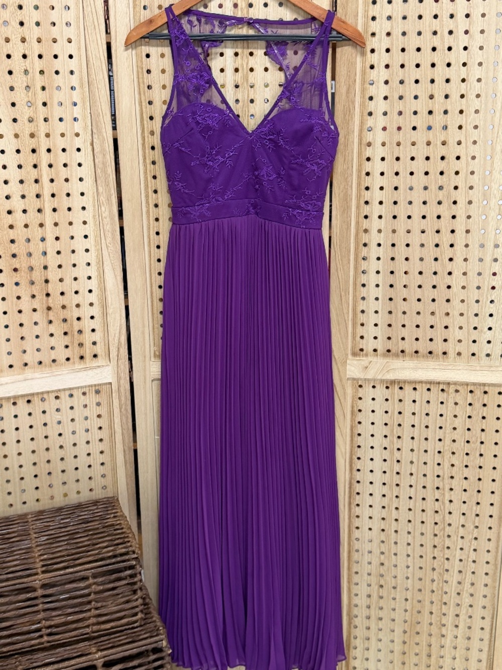 Lulus Petals & Pleats Purple Lace Pleated Maxi Dress Formal XS